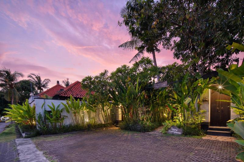 The Club Villas Seminyak - image 21