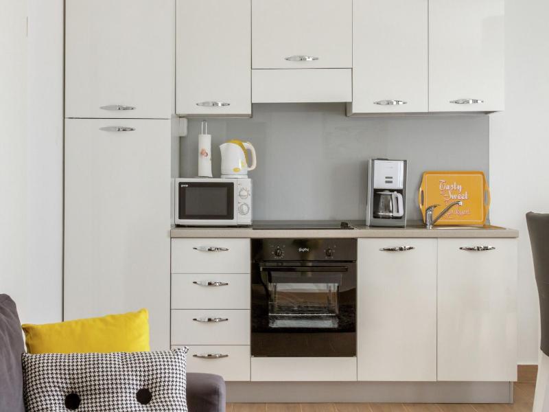 Modern Stay in Kastel Stari - image 20