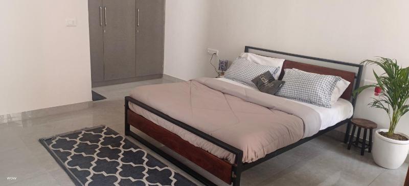 Brand new modern apartment in Vaishali Ghaziabad - image 19