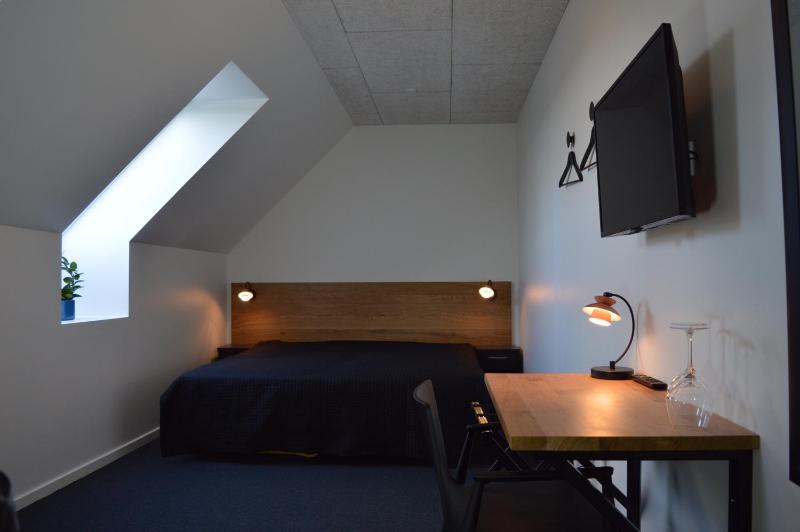 Double Room with Private Bathroom image 2
