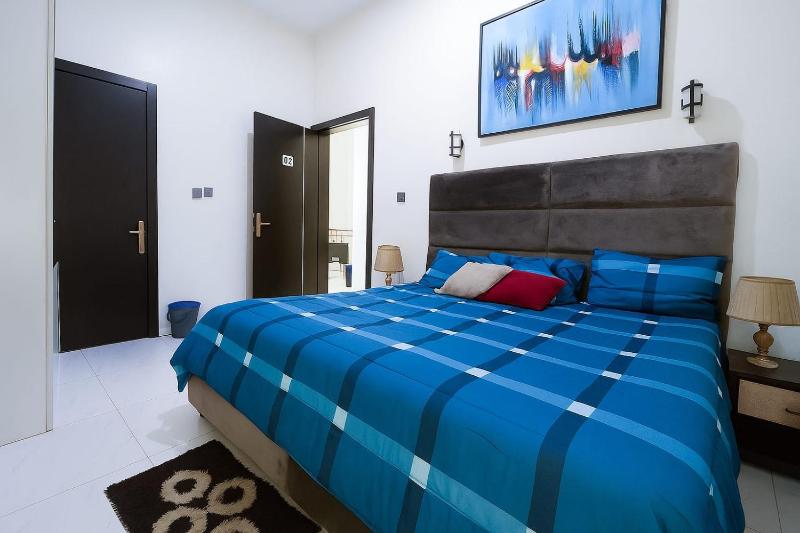 Ginik Suite And Apartments - image 10