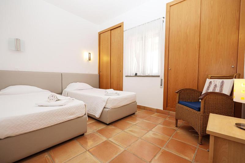 B39 - Marina Hill Apartment - image 42
