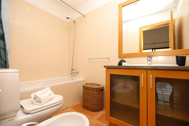 B39 - Marina Hill Apartment - image 31