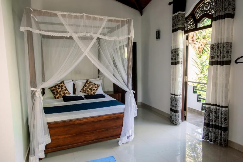 New Ridmi Villa Hiriketiya - image 14