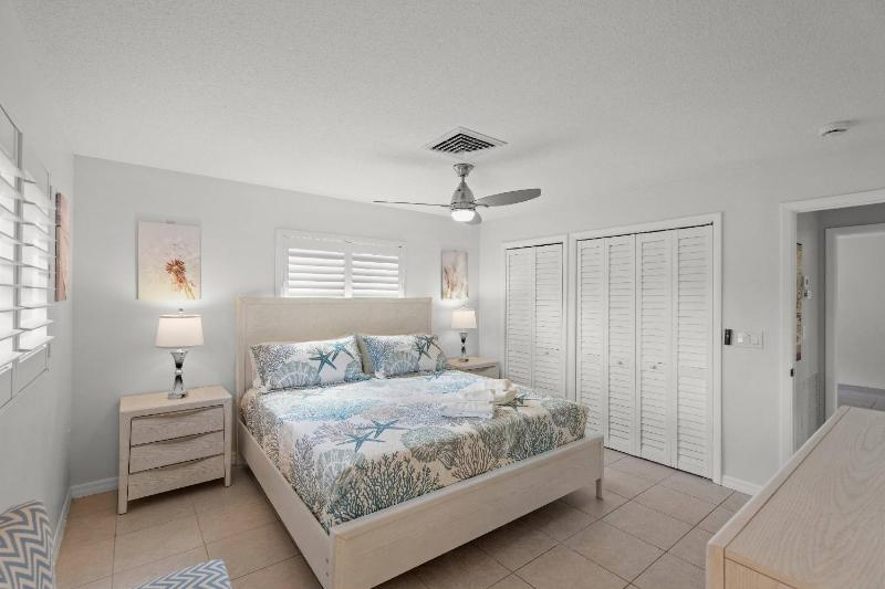 Coral Breeze - image 12