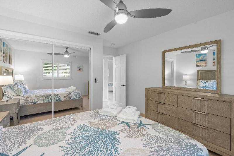 Coral Breeze - image 19