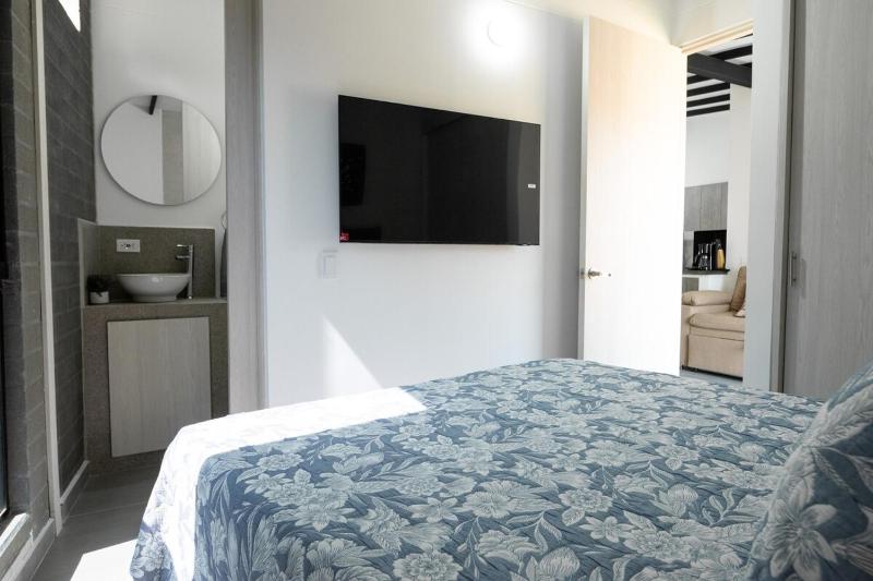 Cozy Laureles Retreat Stadium Vicinity - image 2