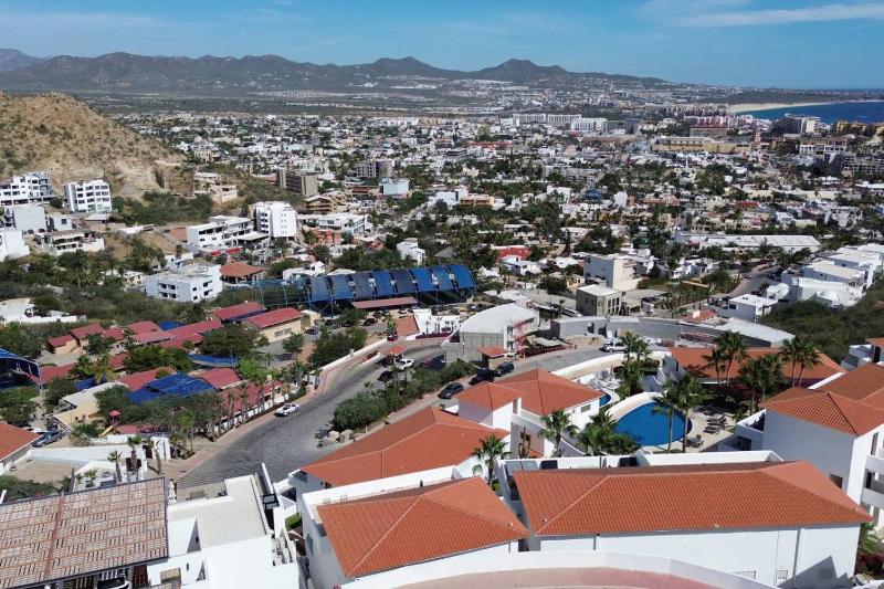Pedregal 2 Pools Quite Ocean View Walk to town - image 10