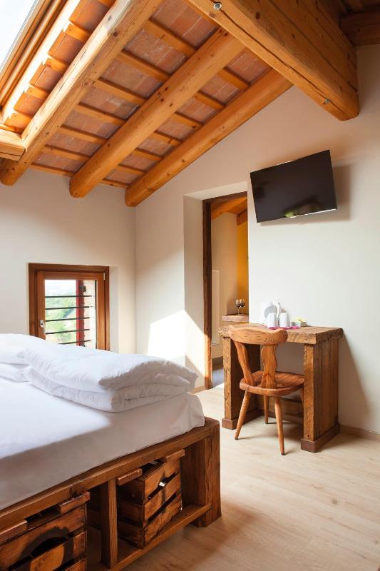 Double Room image 2