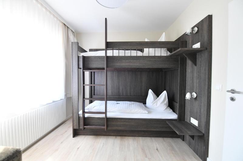 Apartment (2 Adults + 2 Children) image 3
