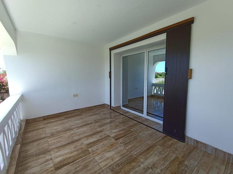 Elegant 5BR Diani Villa with Pool & Beach Access - image 9