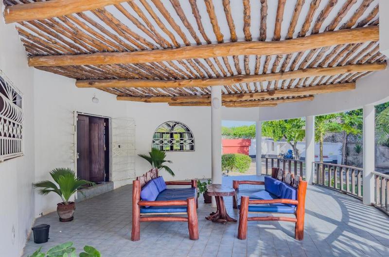 Elegant 5BR Diani Villa with Pool & Beach Access - image 8