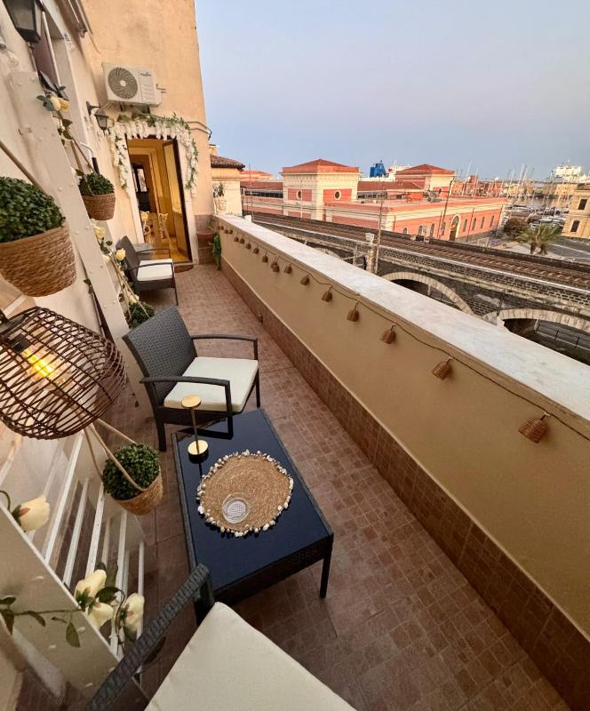 Eda Apartment Affaccio sul porto - image 14