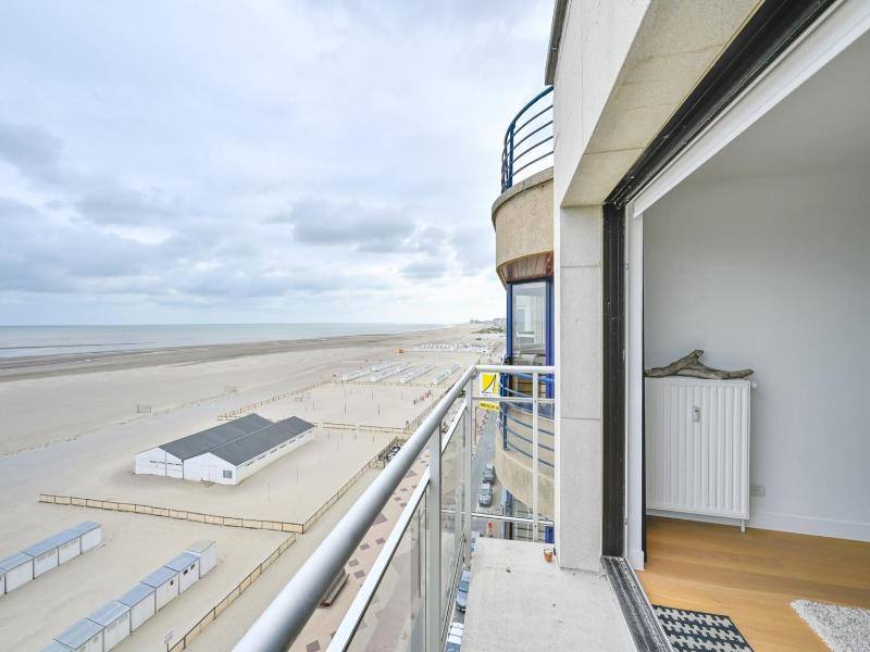 Renovated apartment in Knokke-Heist with views - image 21