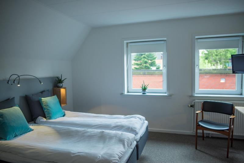 Single Room image 2