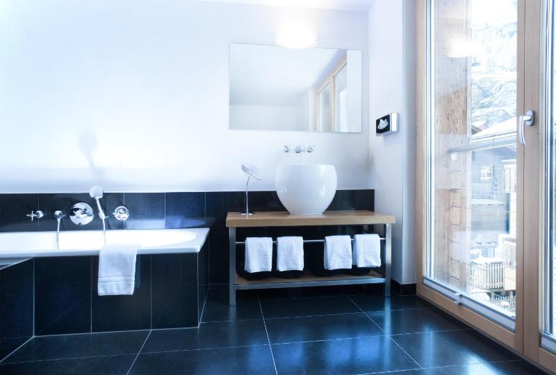 Garden Suite image 2