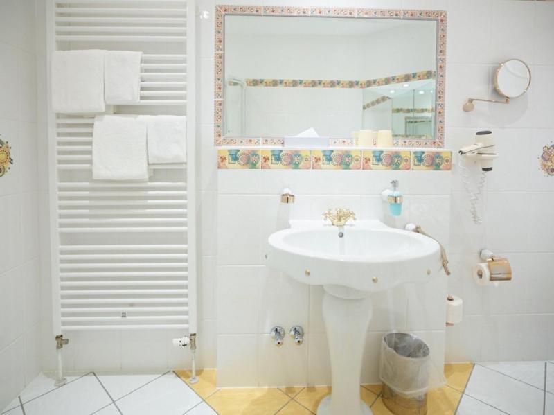 Suite image 3