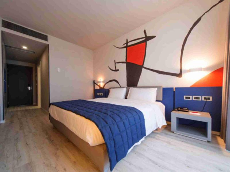 Superior Double Room image 1