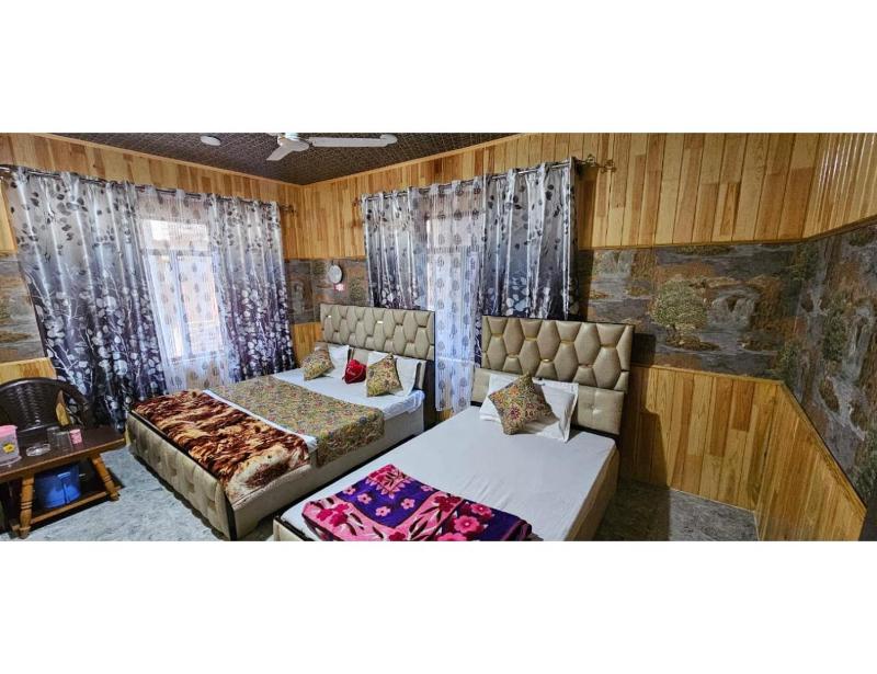 Hotel Golden inn Srinagar - image 12