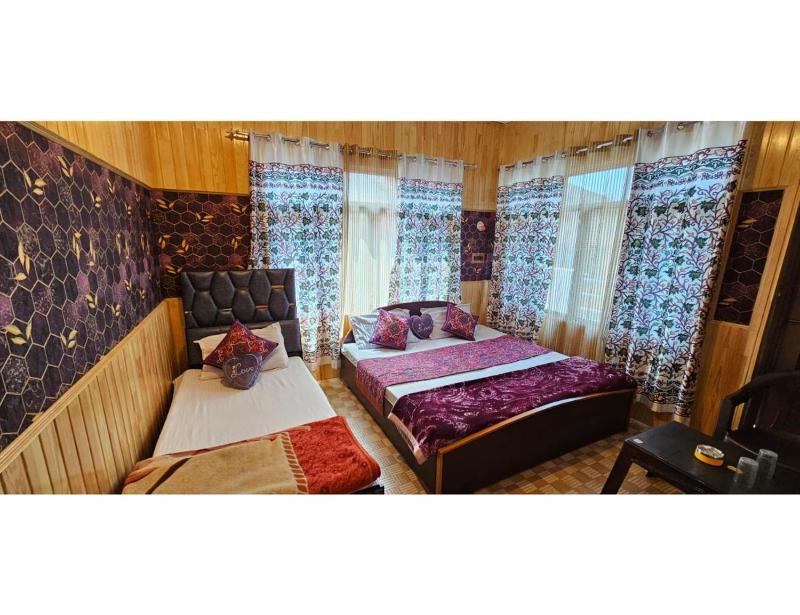 Hotel Golden inn Srinagar - image 11