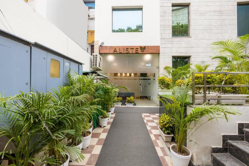 Aliste millennium City centre Fortis Gurugram - image 16