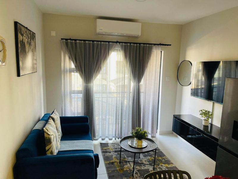 LincVilla Apartment - image 1