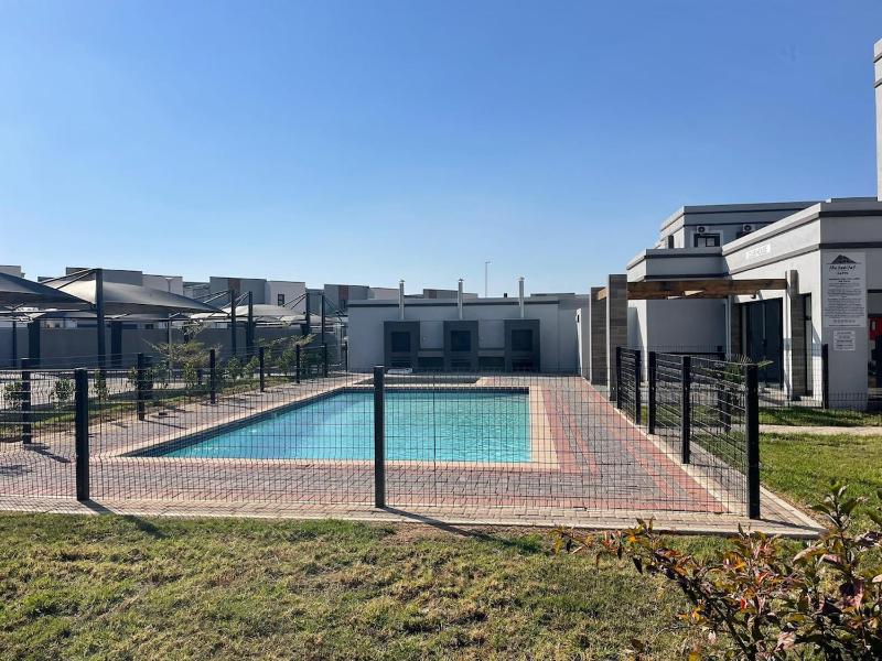 LincVilla Apartment - image 10