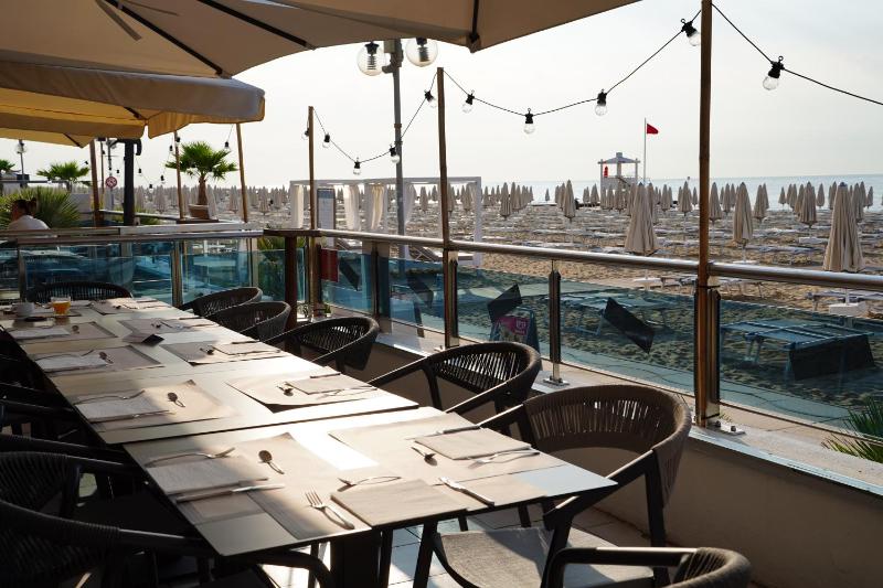 Hotel Delaville Frontemare - image 1