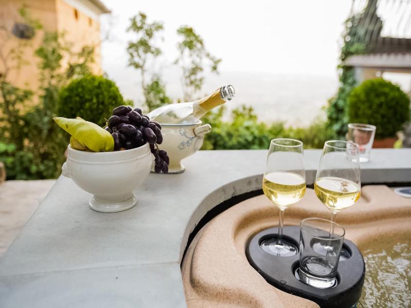Stone house villa with Spa in Cortona - image 14