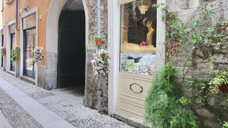 Vitani 30 - Nel cuore del centro storico di Como - image 33
