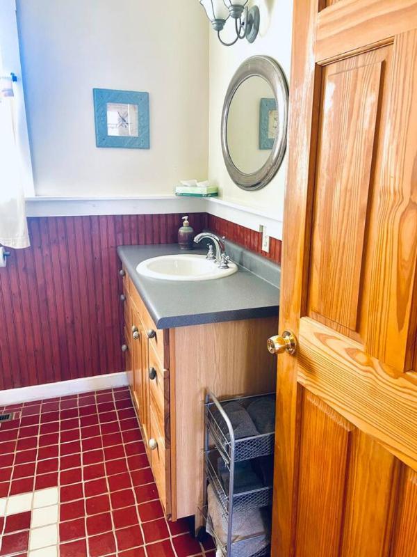 French Quarter Garden Cottage-Downtown Hot Tub - image 25