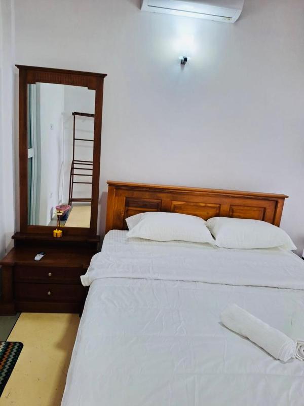 Sunset Inn - image 5