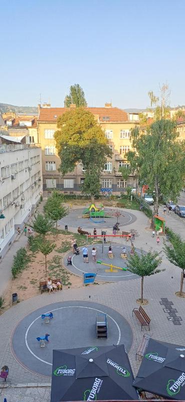 Festival Square apartment - image 10