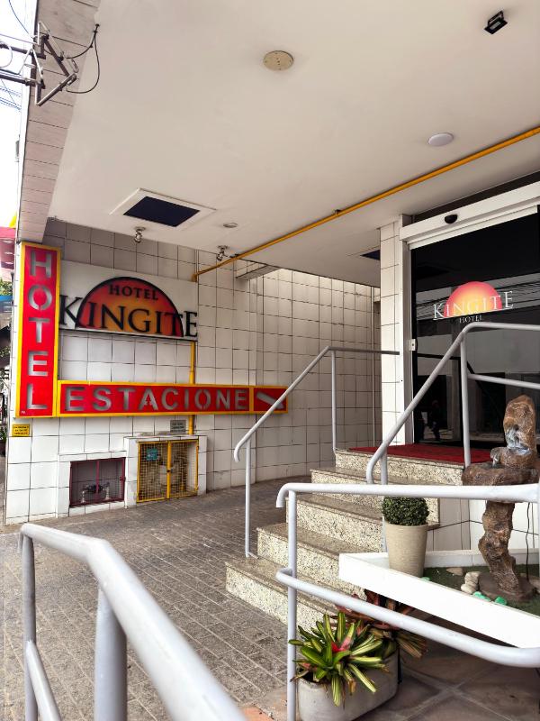 Hotel Kingite - image 1