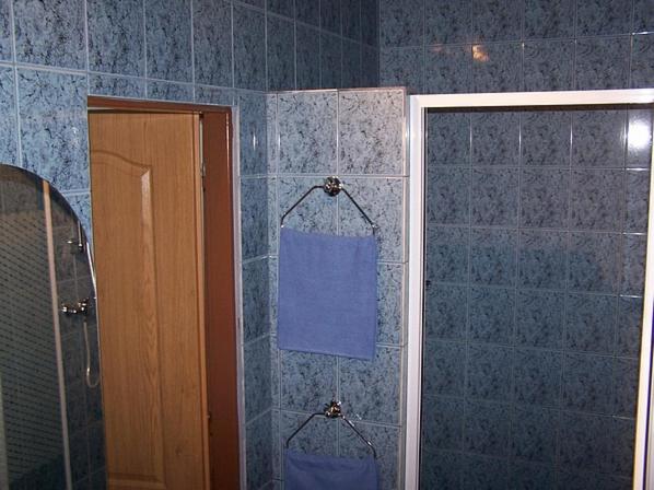 Double or Twin Room with Shower image 3