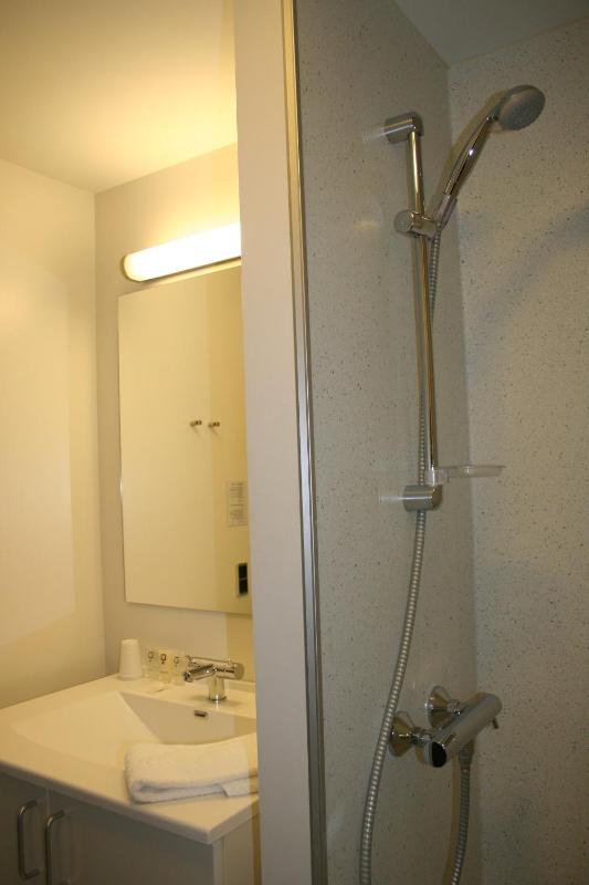 Double Room with Harbour View image 3