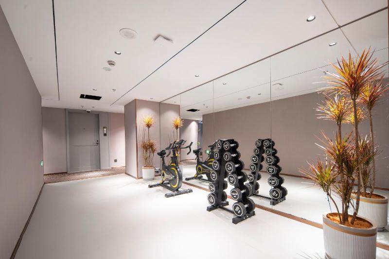 Rezen Estelle Hotel - East Nanjing Rd City Center - image 5