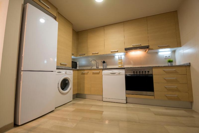 One-Bedroom Apartment image 3
