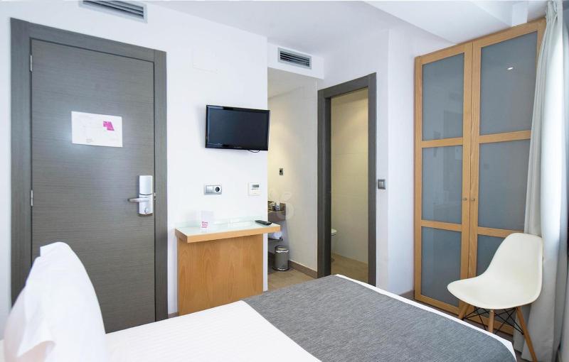 Le Petit Boutique Hotel - image 20