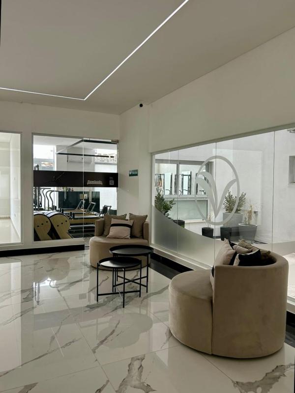 Depto con piscina gimnasio y vistas increíbles - image 10