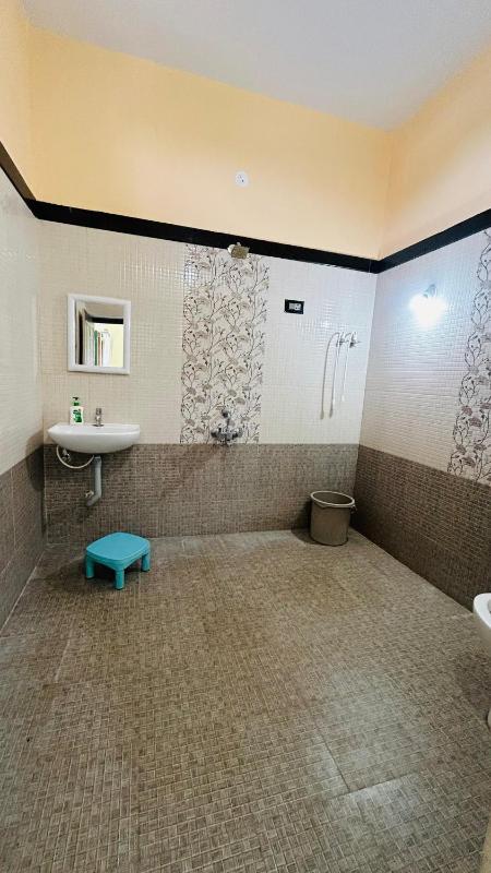Sagar Homestay Hampi - image 10