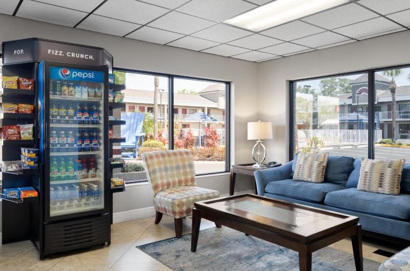 Hotel South Tampa & Suites - image 30