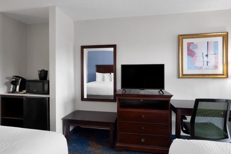 Hotel South Tampa & Suites - image 5