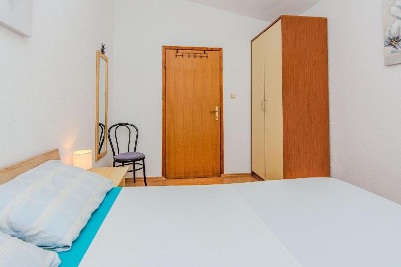 Apartment Semak - image 9
