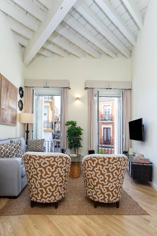 Genteel Home Zaragoza - image 6