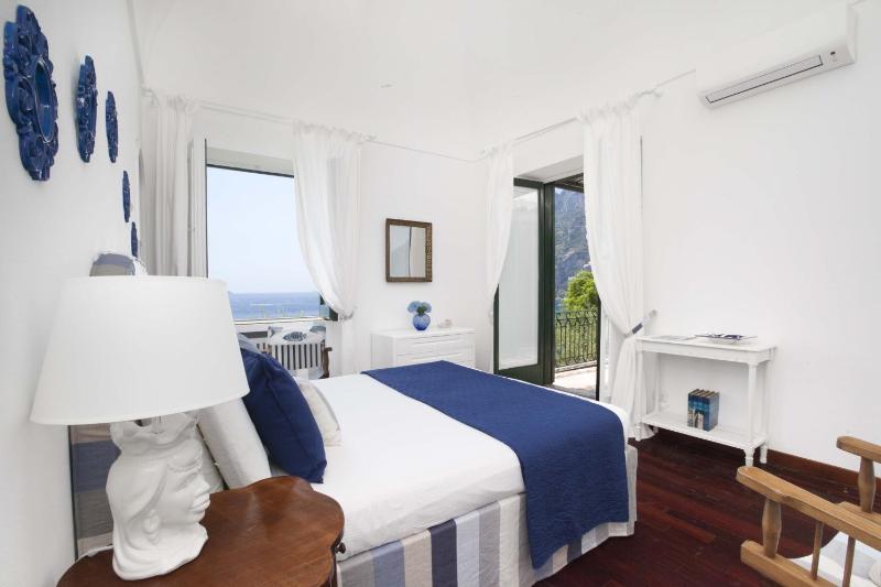 Amore Rentals - Villa Lo Scoglio - image 30