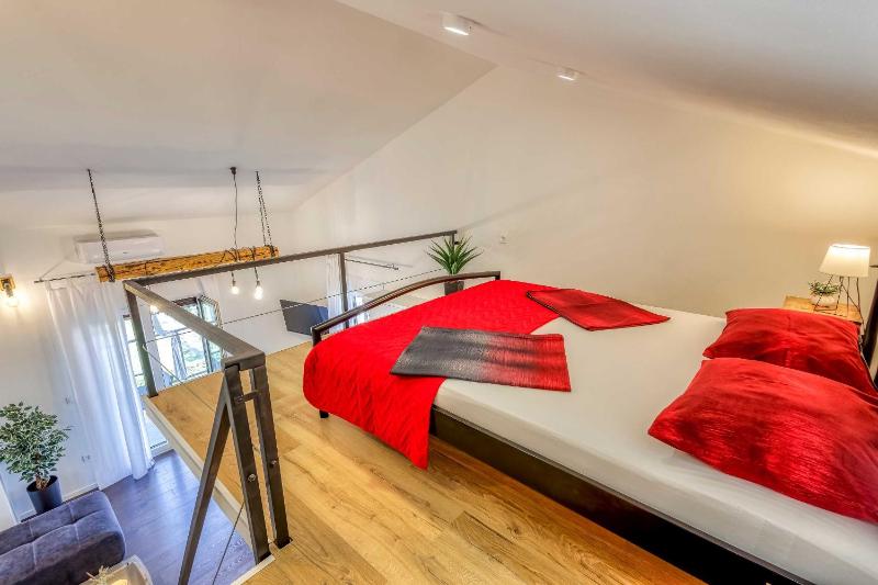 Apartments Aki - image 12