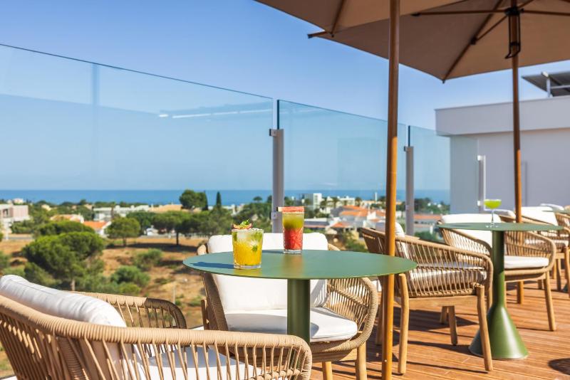 Castelo Suites Hotel - image 16