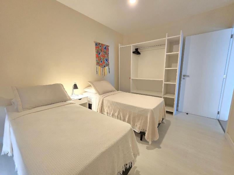 Oceanfront 4 Suite Apartment in Downtown Balneário Camboriú - image 44
