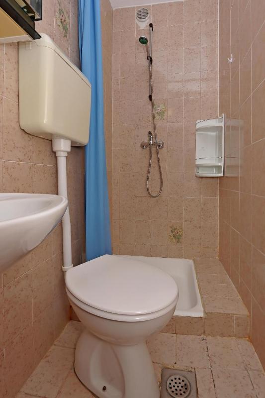 Apartments with parking space Lopar Rab - 24617 - image 24